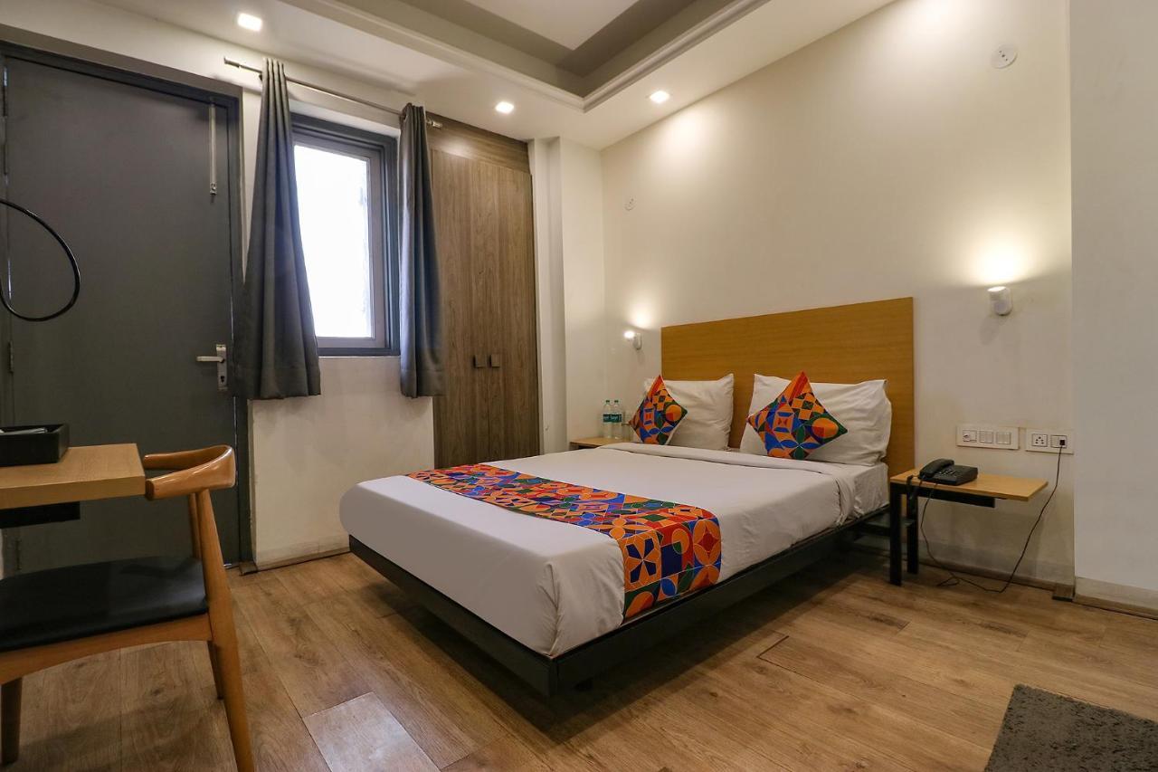 Fabhotel The Chaitanyas Rohini Sec 18 Delhi  Dış mekan fotoğraf