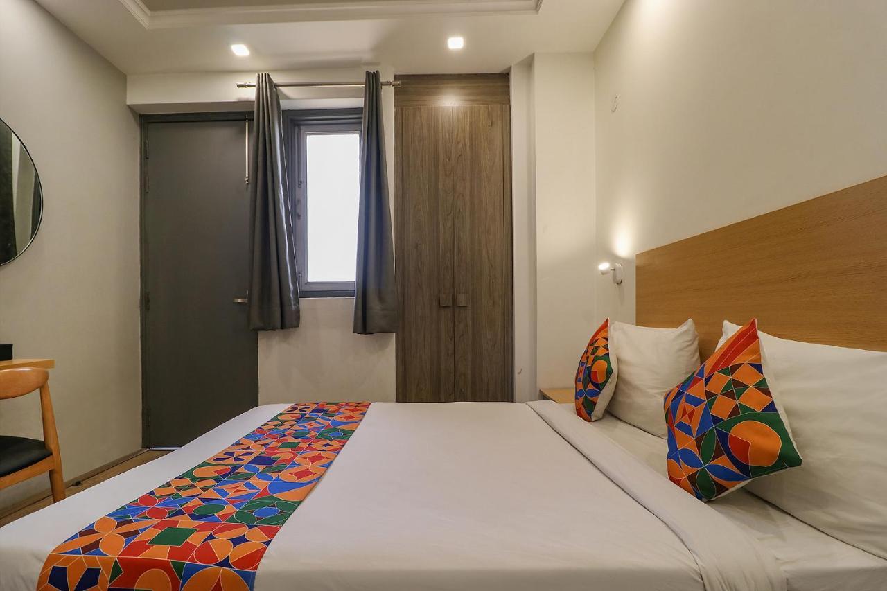 Fabhotel The Chaitanyas Rohini Sec 18 Delhi  Dış mekan fotoğraf