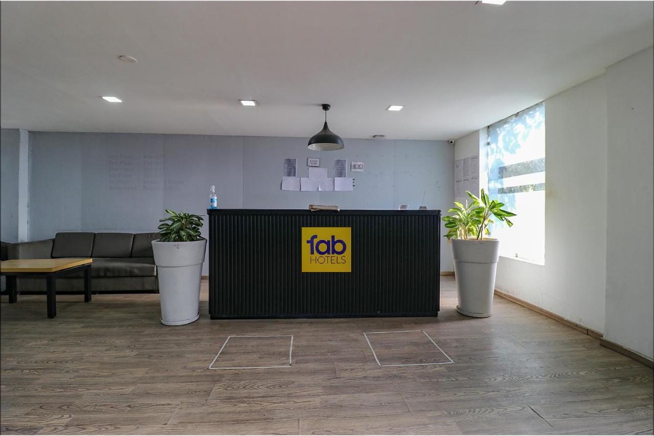 Fabhotel The Chaitanyas Rohini Sec 18 Delhi  Dış mekan fotoğraf